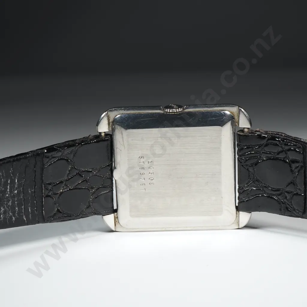 Vintage DOXA Grafic Wrist Watch - Midcentury Moment Image 1++