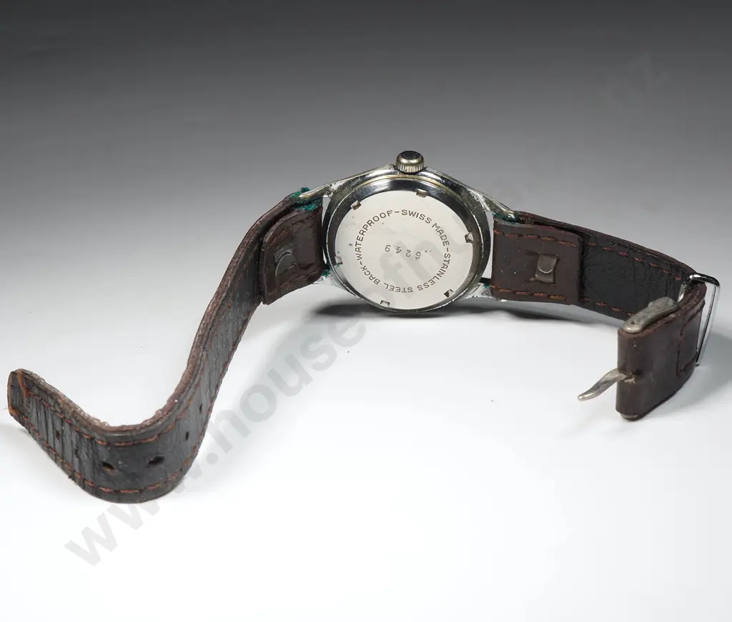 Vintage Cornavin Gents Wrist Watch Image 1++