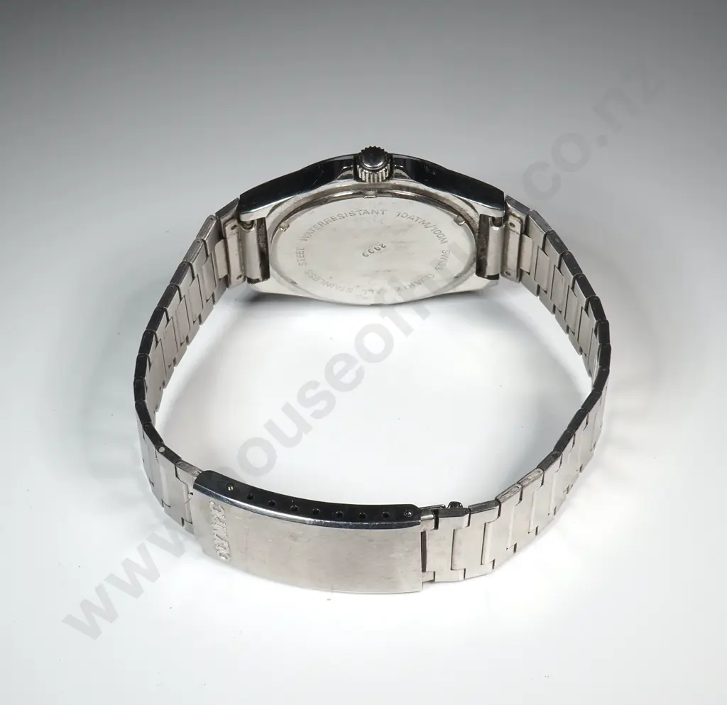 Olympic 100 Meter Quartz Wristwatch Image 1++