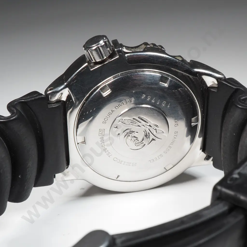 Vintage Seiko Dive Watch w Box & Papers  Image 1++