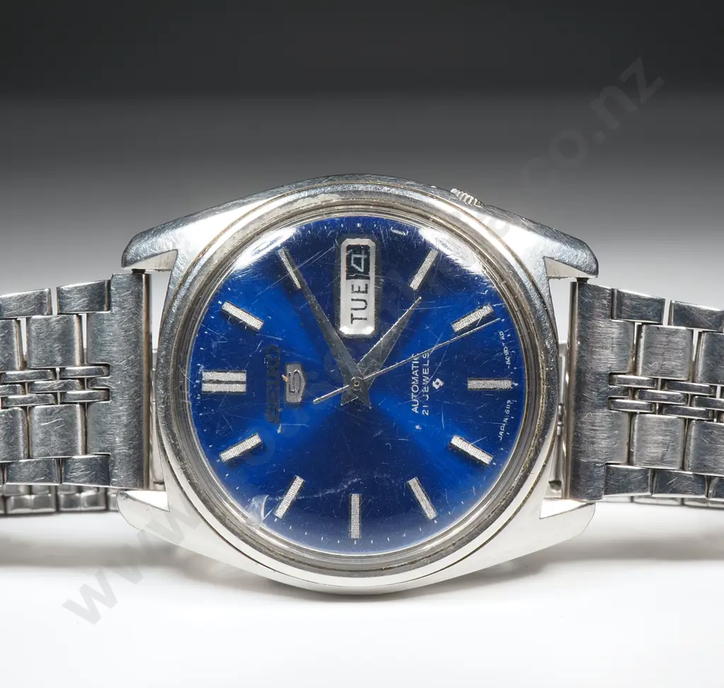 Seiko 5 Automatic Wrist Watch w Magnificnet Blue Dial Image 1++