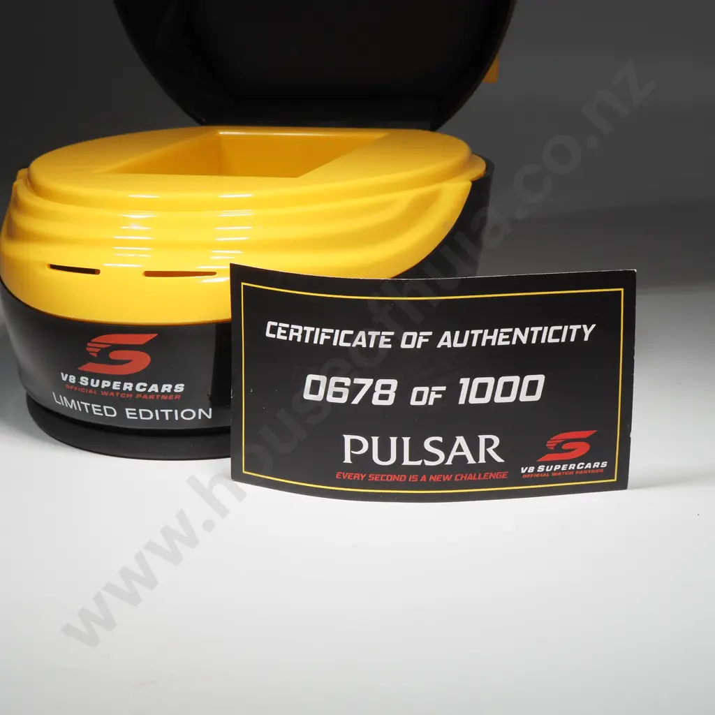 Pulsar V8 SuperCars Official Watch Partner Wristwatch w Box & Papers Image 1++