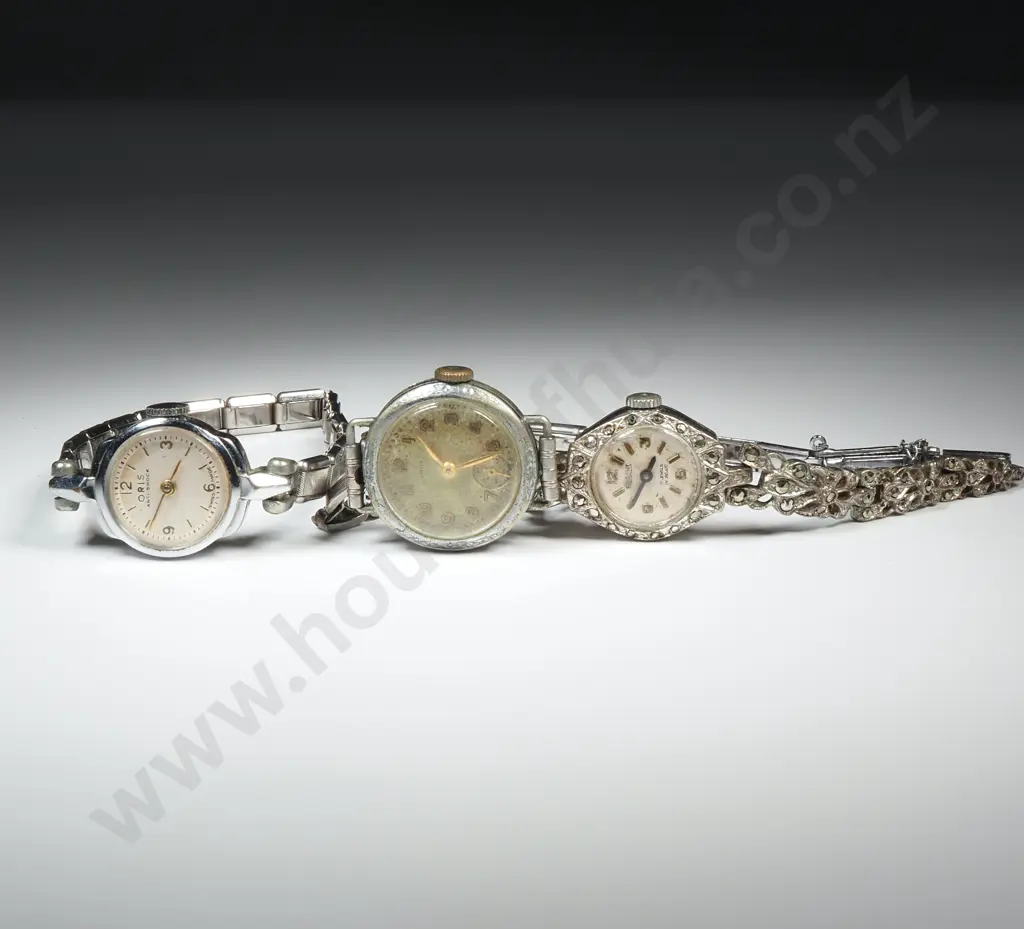 Three Vintage Ladies Wristwatches Image 1++