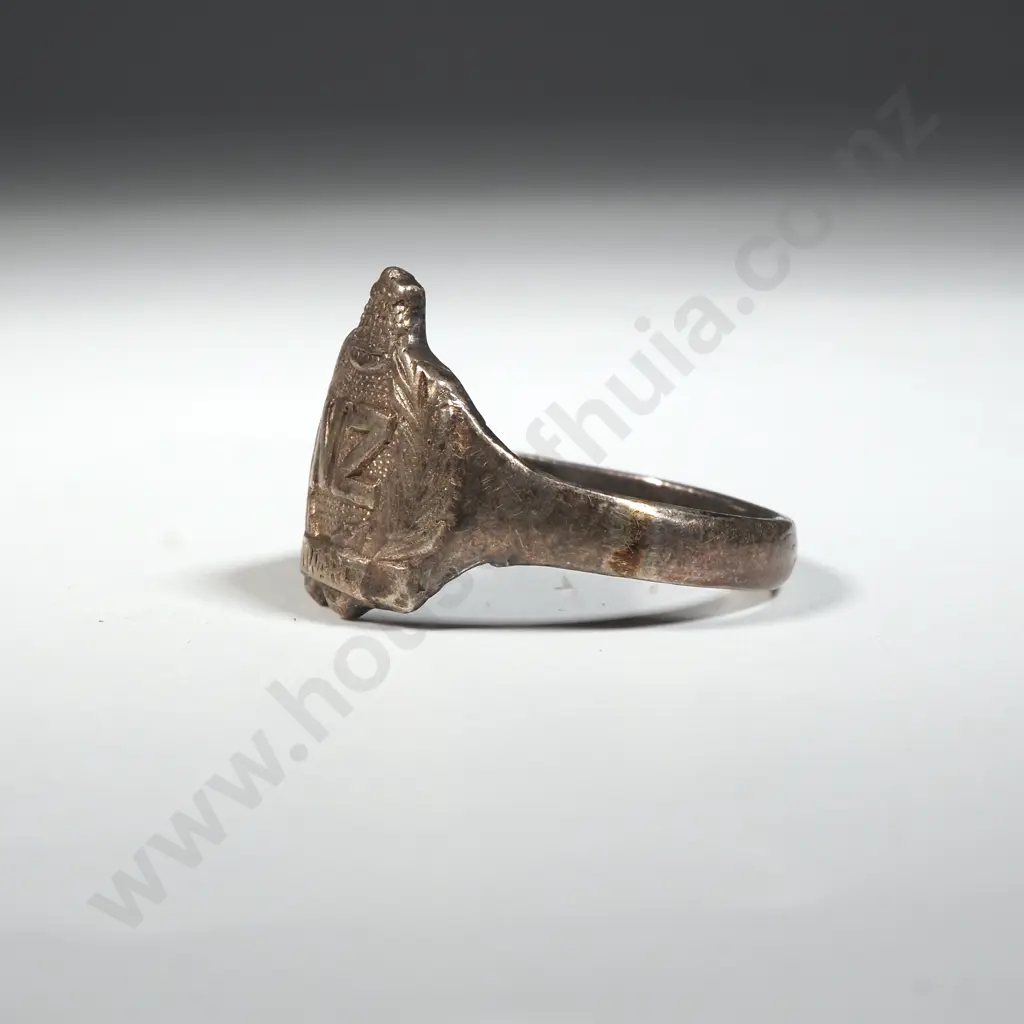 WW2 NZ Onward Ring  Image 1++