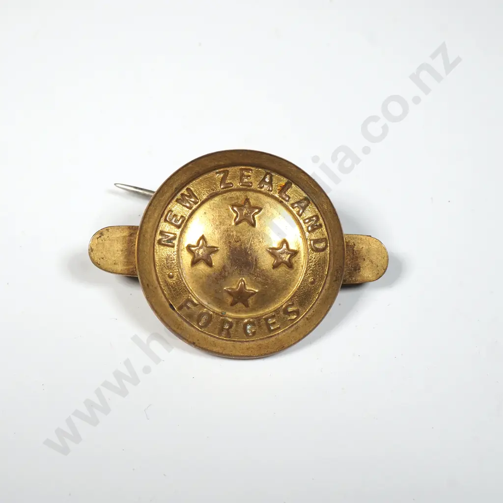 New Zealand Forces Sweetheart Badge Image 1++