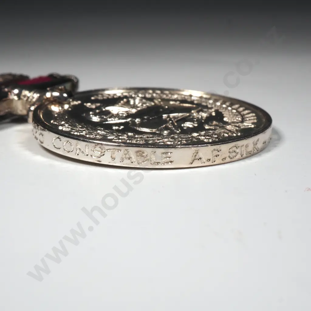 New Zealand Police Long Service & Good Conduct Medal to 2125 Alfred Frank Silk - Gaunt Maker Image 1++
