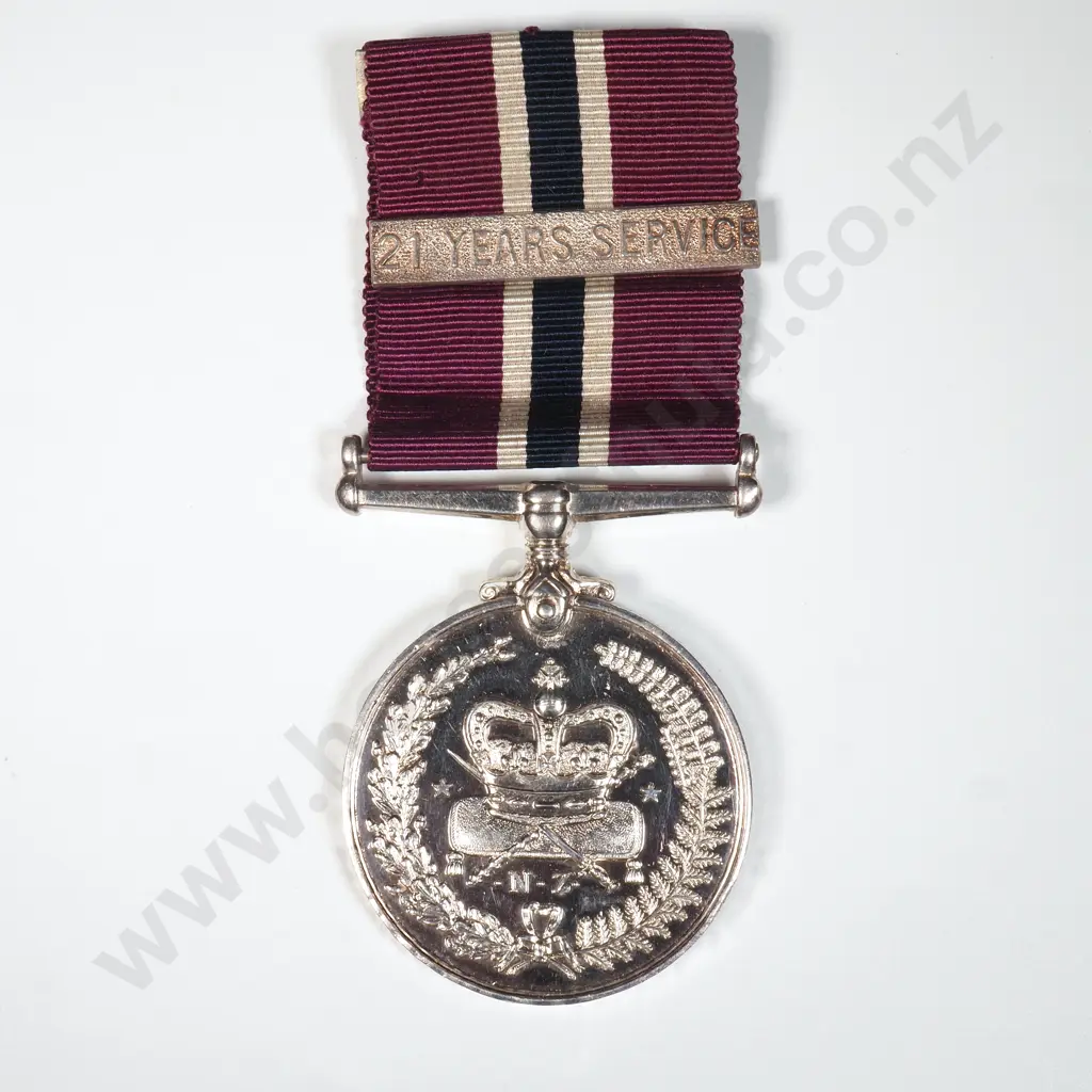New Zealand Police Long Service & Good Conduct Medal to 1893 Phillip Moore Fox - Gaunt Maker Image 1++