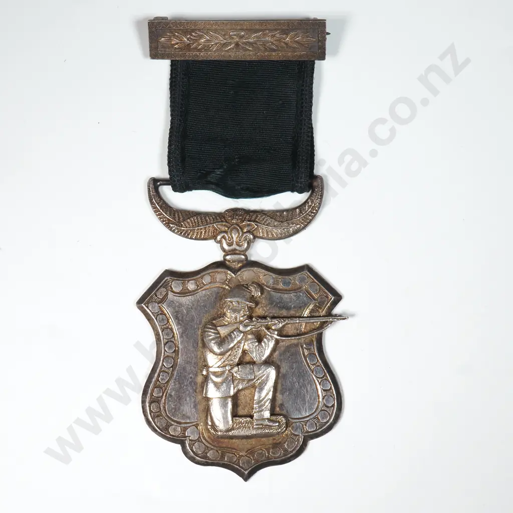 Sterling Silver New Zealand Government Best Shot in District Medal by Kohn to Gunner W Thornton Dunedin 1894 Image 1++