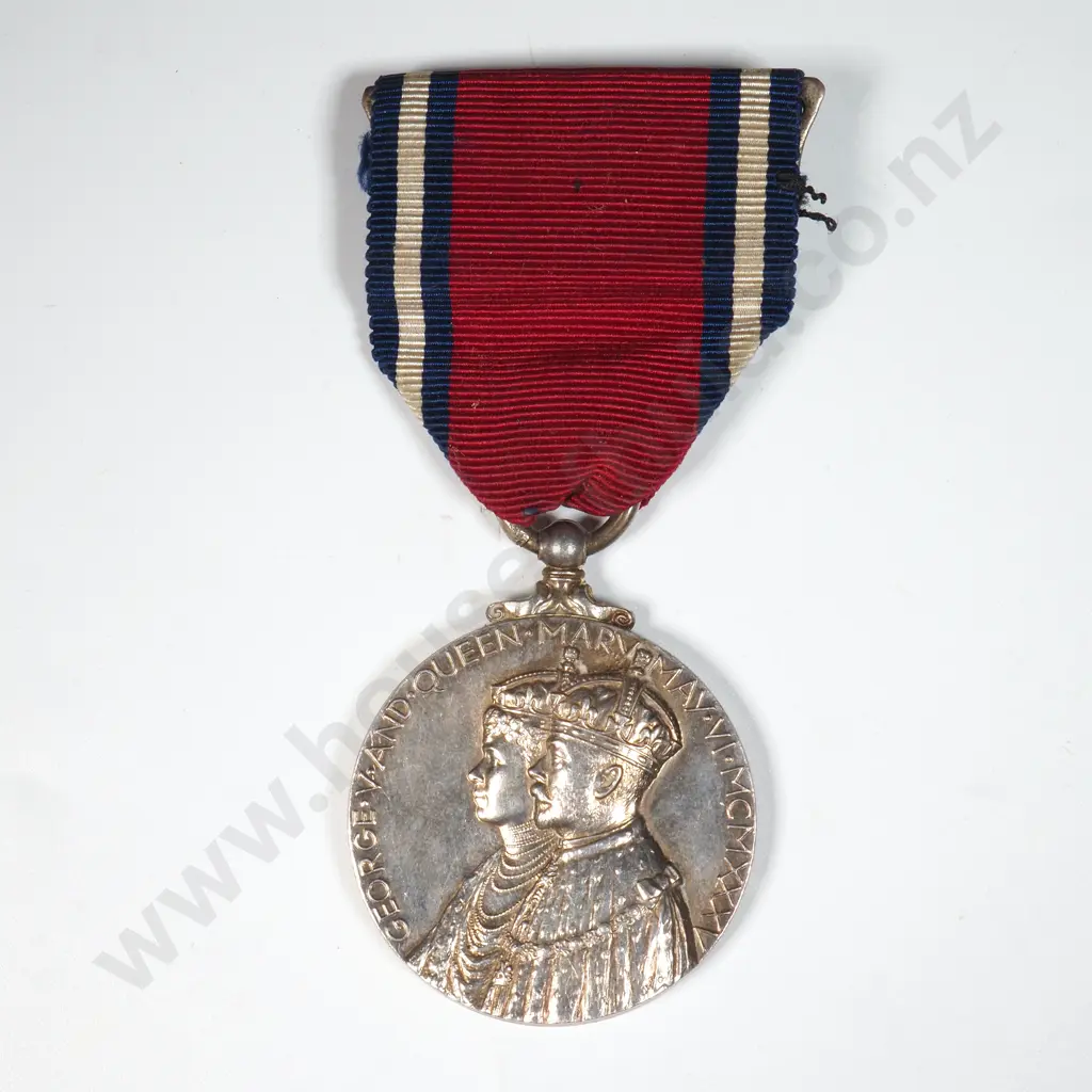 1935 Sterling Silver King George V Official Silver Jubilee Medal Image 1++