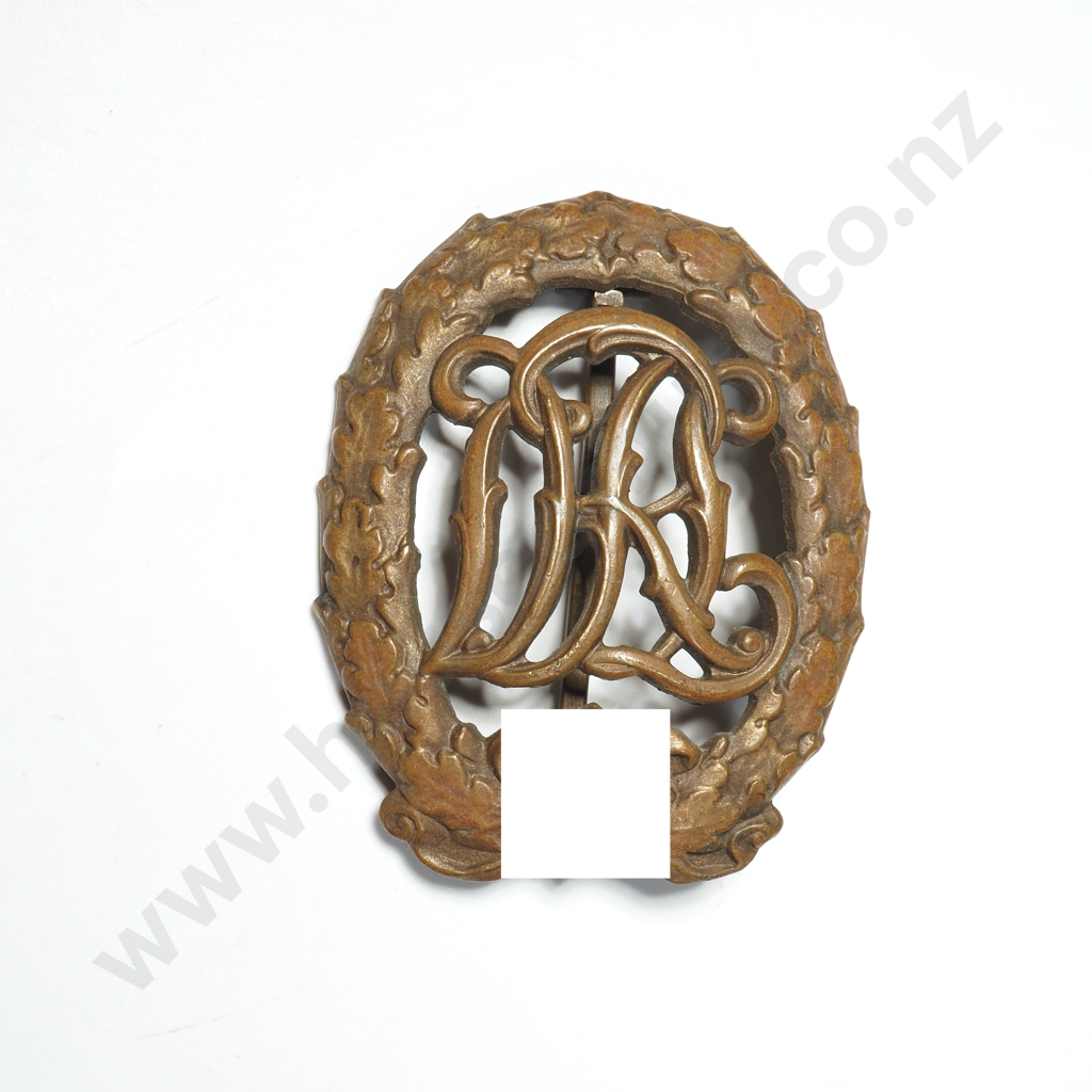 WWII German Sports Badge Image 1++