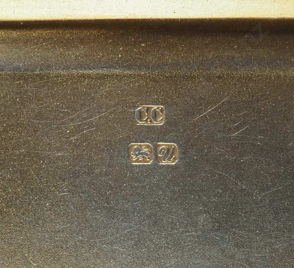 Sterling Silver & 9ct Gold Cigarette Case Image 1++