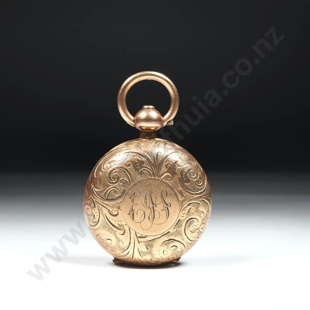 Antique Rolled Gold Engraved Sovereign Case by Denison Image 1++