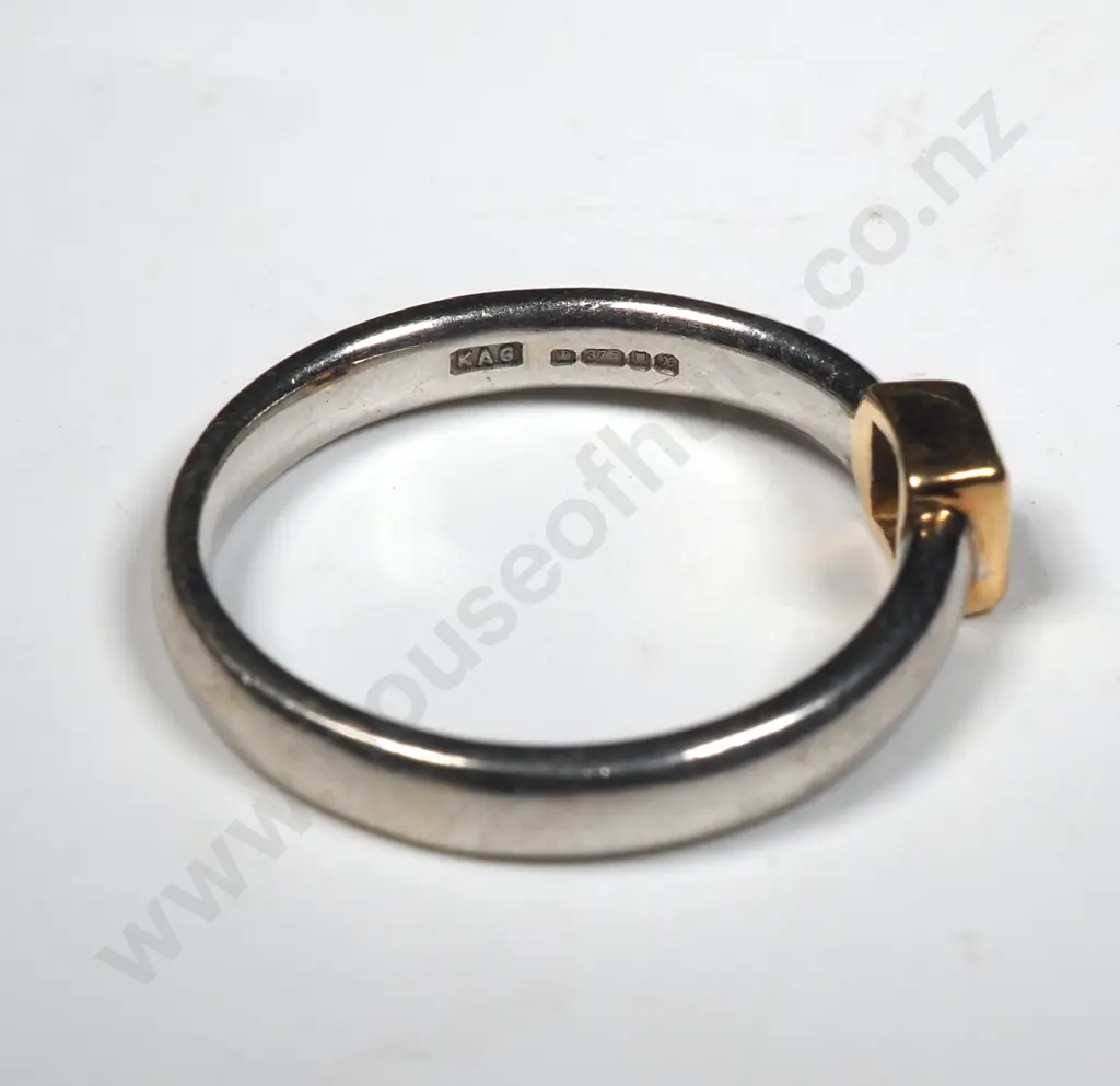9ct White & Yellow Gold Citrine Ring w English Hallmarks Image 1++