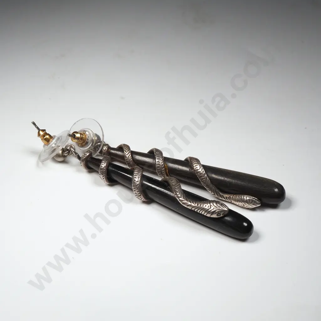 Excellent Sterling Silver & Jet Snake Earrings Image 1++