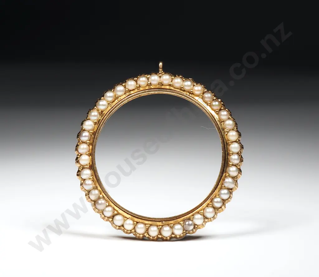 Antique 9ct Gold Seed Pearl Pendant Image 1++