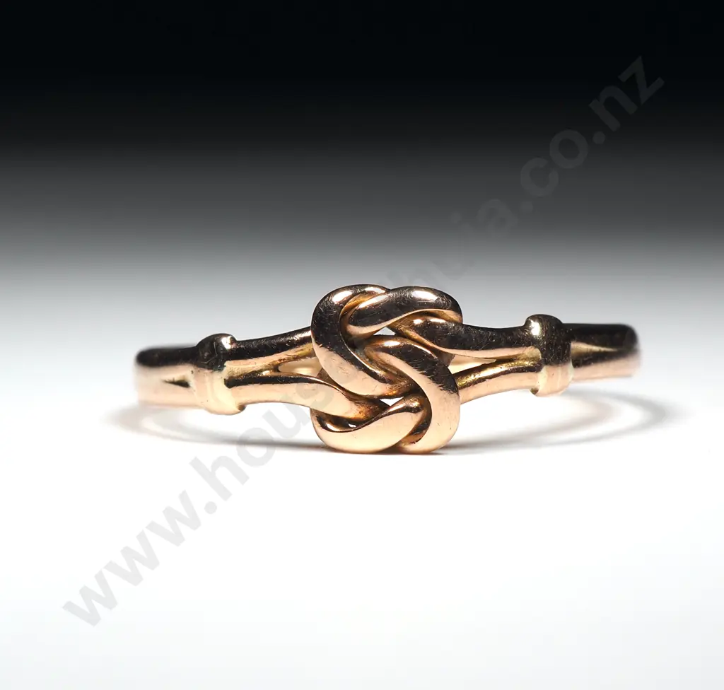 Victorian 9ct Gold Love Knot Ring Image 1++