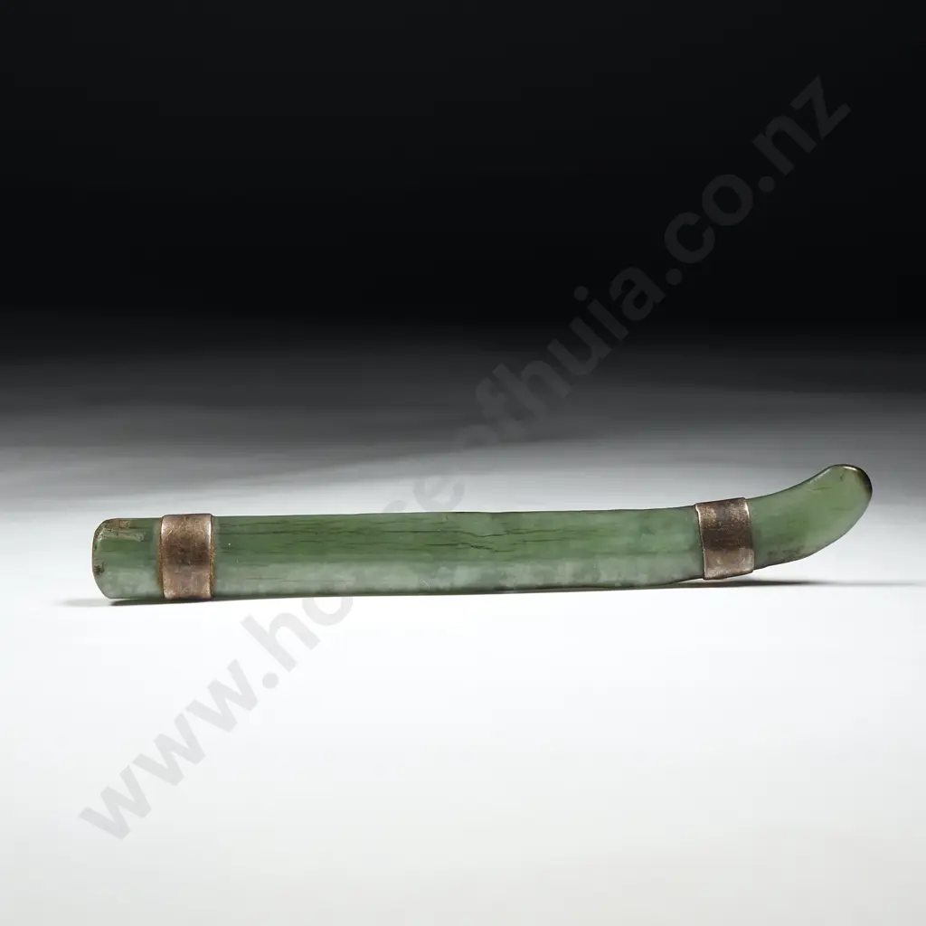 Antique New Zealand Pale Greenstone Brooch Image 1++
