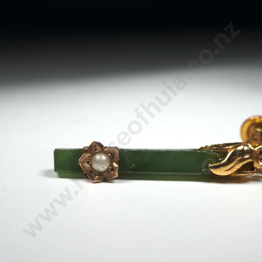 Vintage Rolled Gold & 9ct Gold New Zealand Greenstone Earrings Image 1++