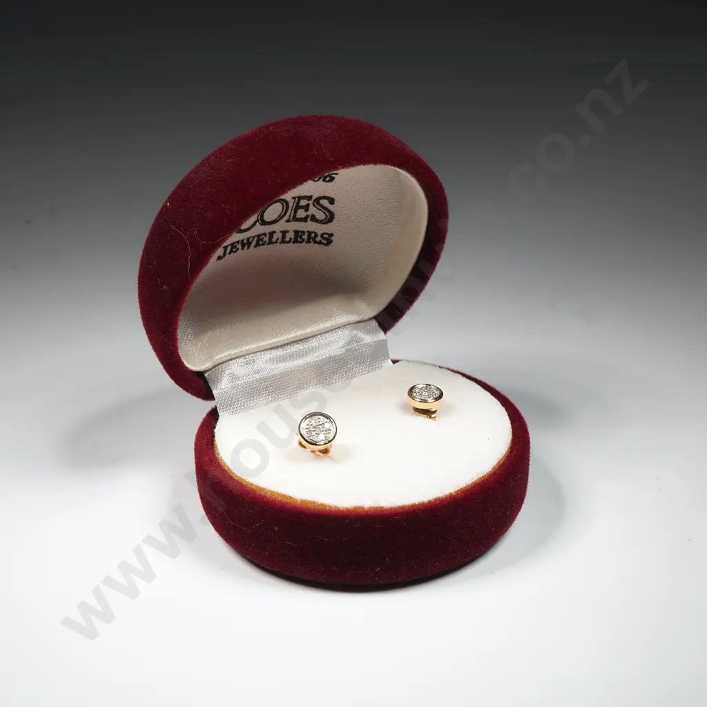 Cased 9ct Gold Modern Diamond Set Earrings Image 1++