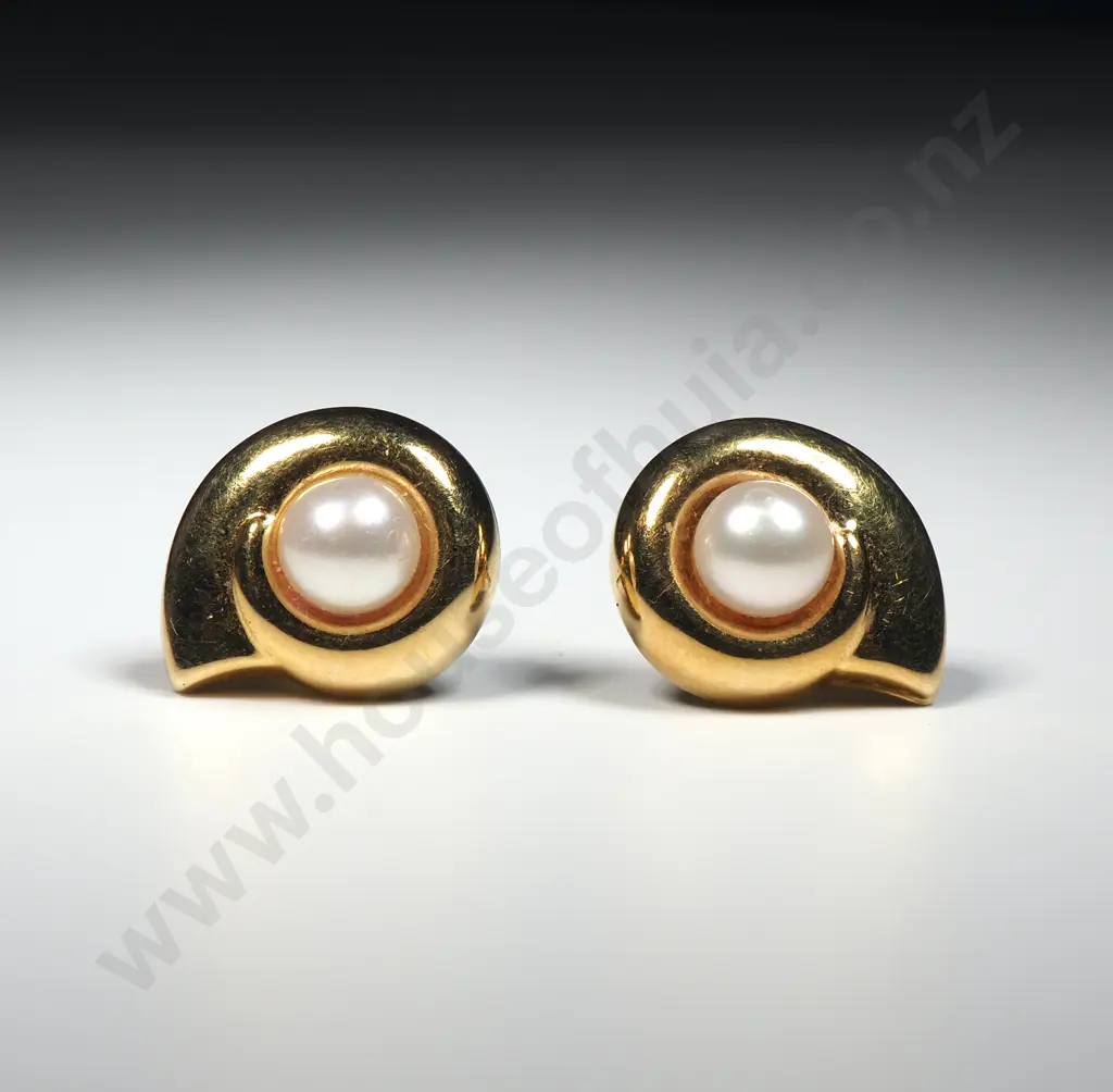 14ct Gold Pearl Earrings Image 1++