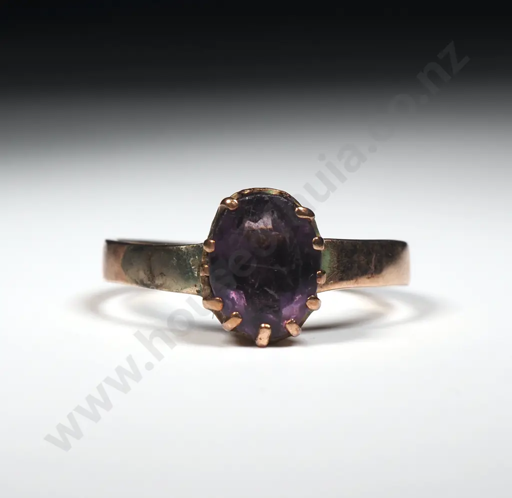 9ct Gold Purple Stone Ring Image 1++