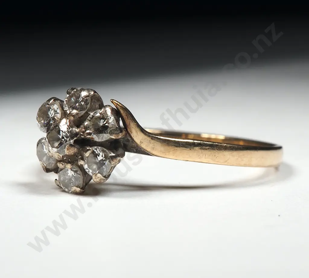Modern 9ct Gold Diamond Dress Ring Image 1++