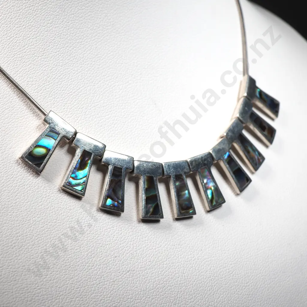 Modern New Zealand Sterling Silver Paua Shell Necklace Image 1++