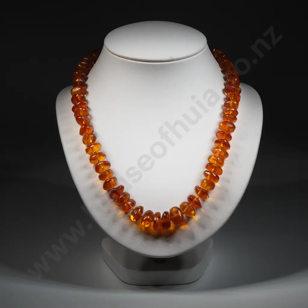 Vintage Amber Bead Necklace Image 1++