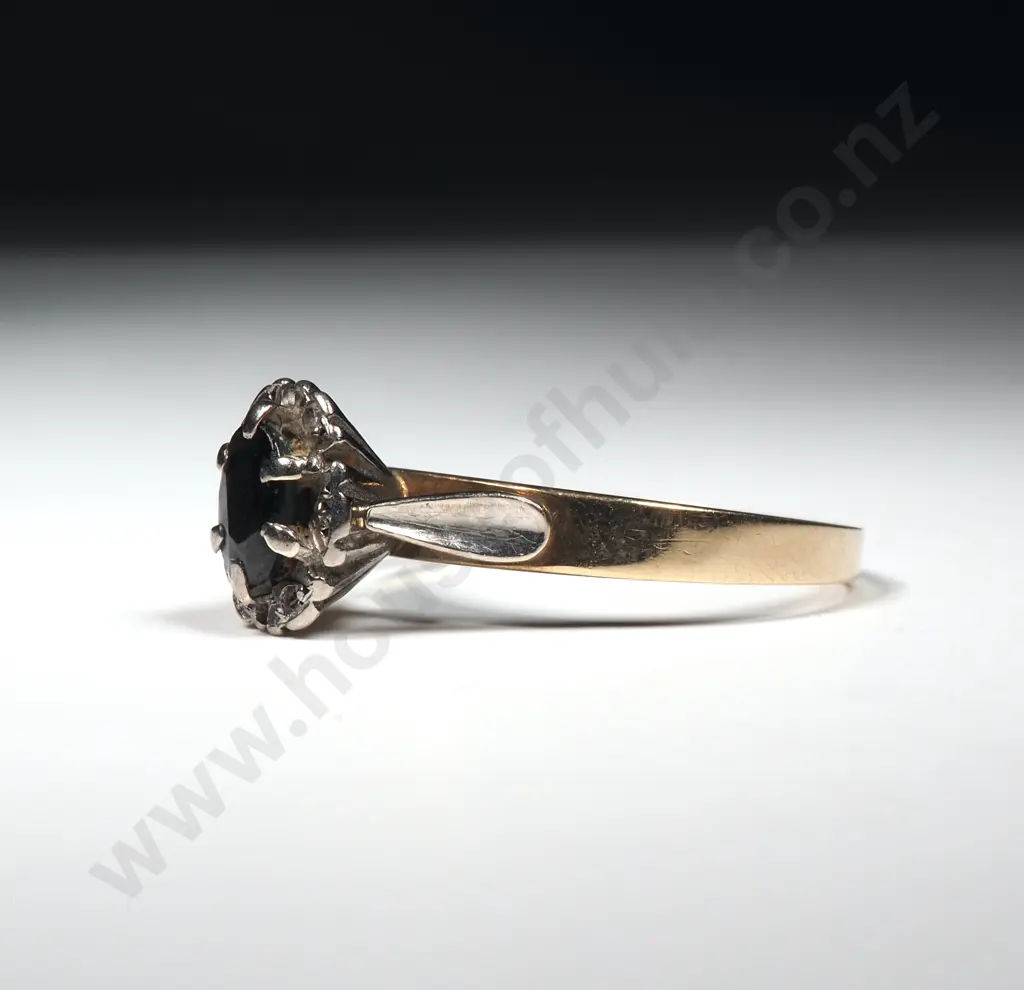 9ct Gold Sapphire Ring Image 1++