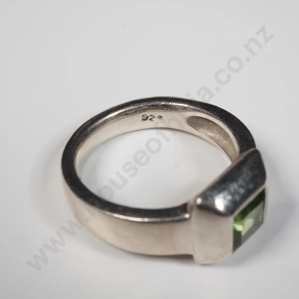 Sterling Silver Green Gem Ring Image 1++