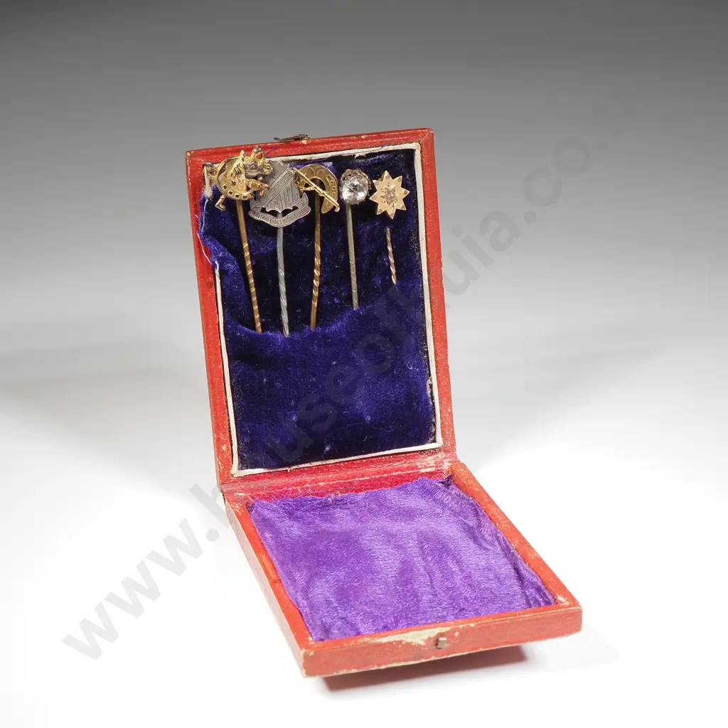 Antique Box w assorted Stick pins incl Rolled Gold Image 1++