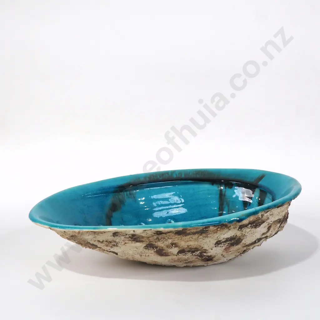 Glen Shuker - Bowl In The Form Of a Paua Shell w Turquoise Glaze, Pottery Image 1++