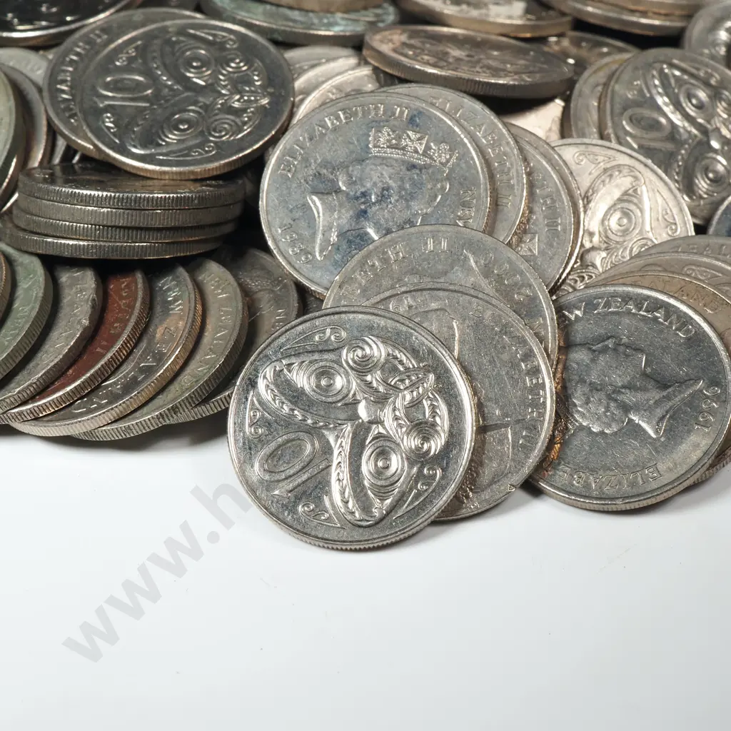 Assorted Lot of New Zealand 10 Cent Coins  Image 1++