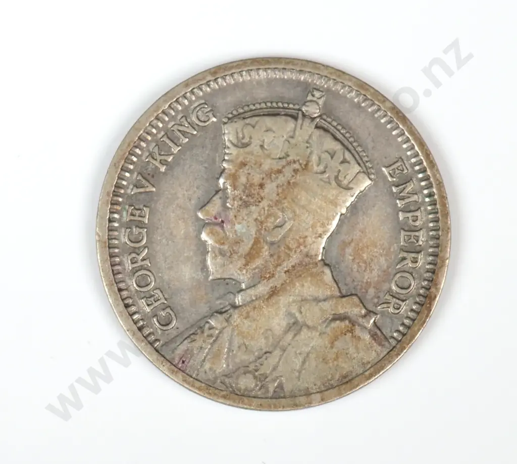 1935 New Zealand Threepence - Average Image 1++