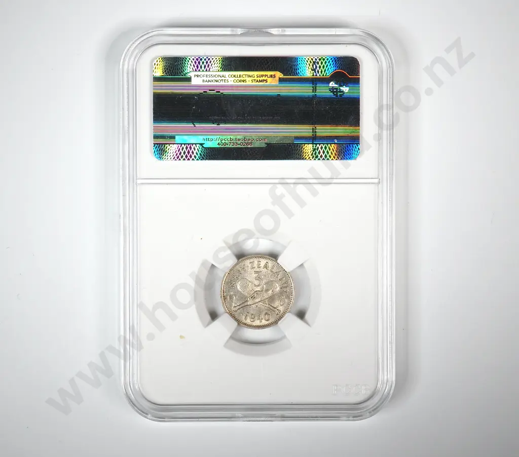 1940 New Zealand Threepence Coin - Better Grade Image 1++