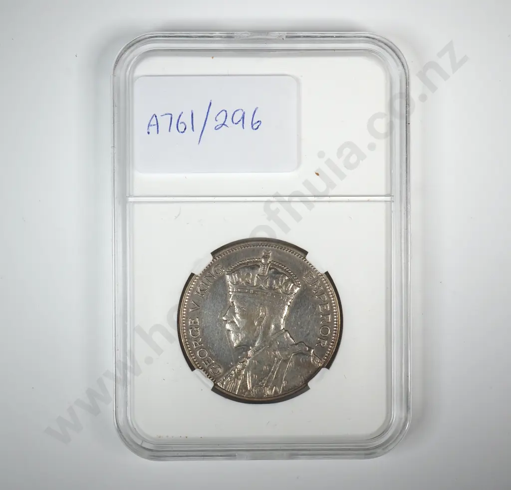 1935 New Zealand Half Crown - Better Grade  Image 1++