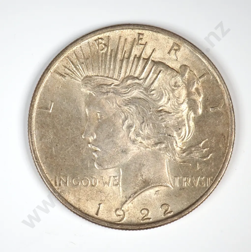 1922 United States of America Liberty One Dollar Coin  Image 1++