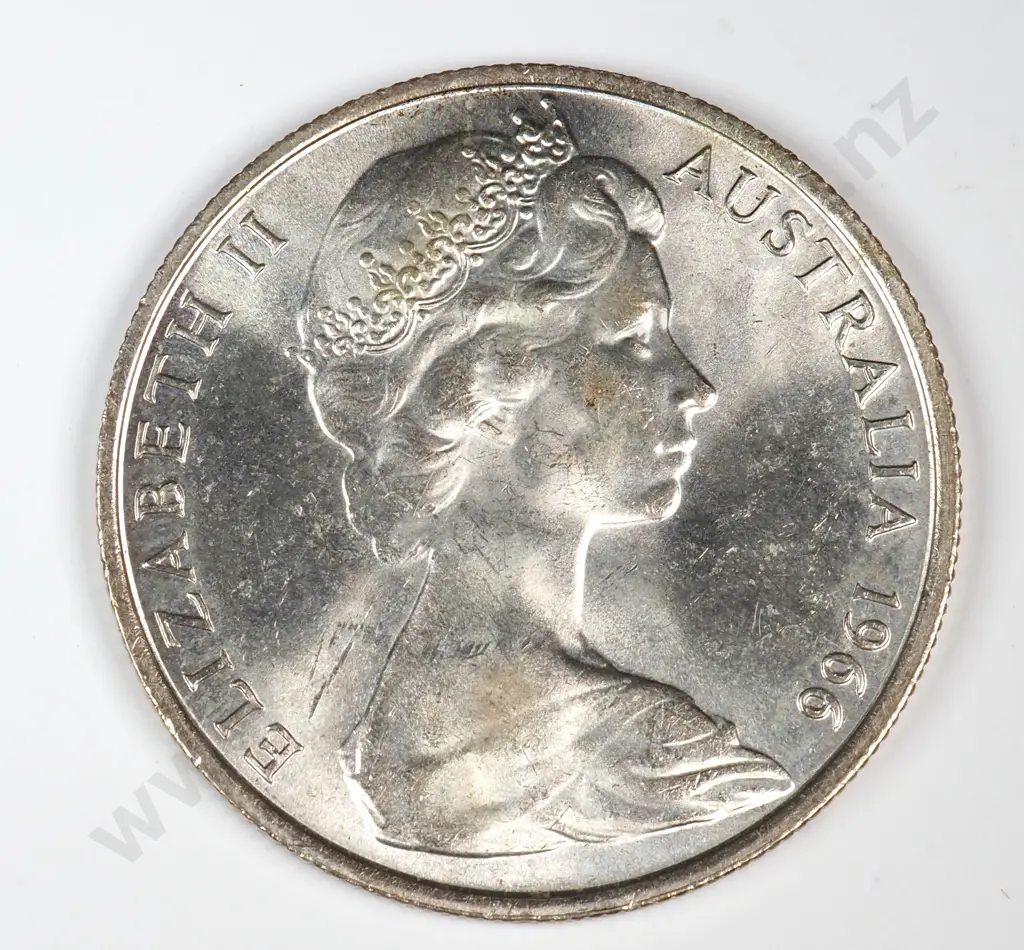 1966 Australia 80% Silver 50 Cent Coin  Image 1++