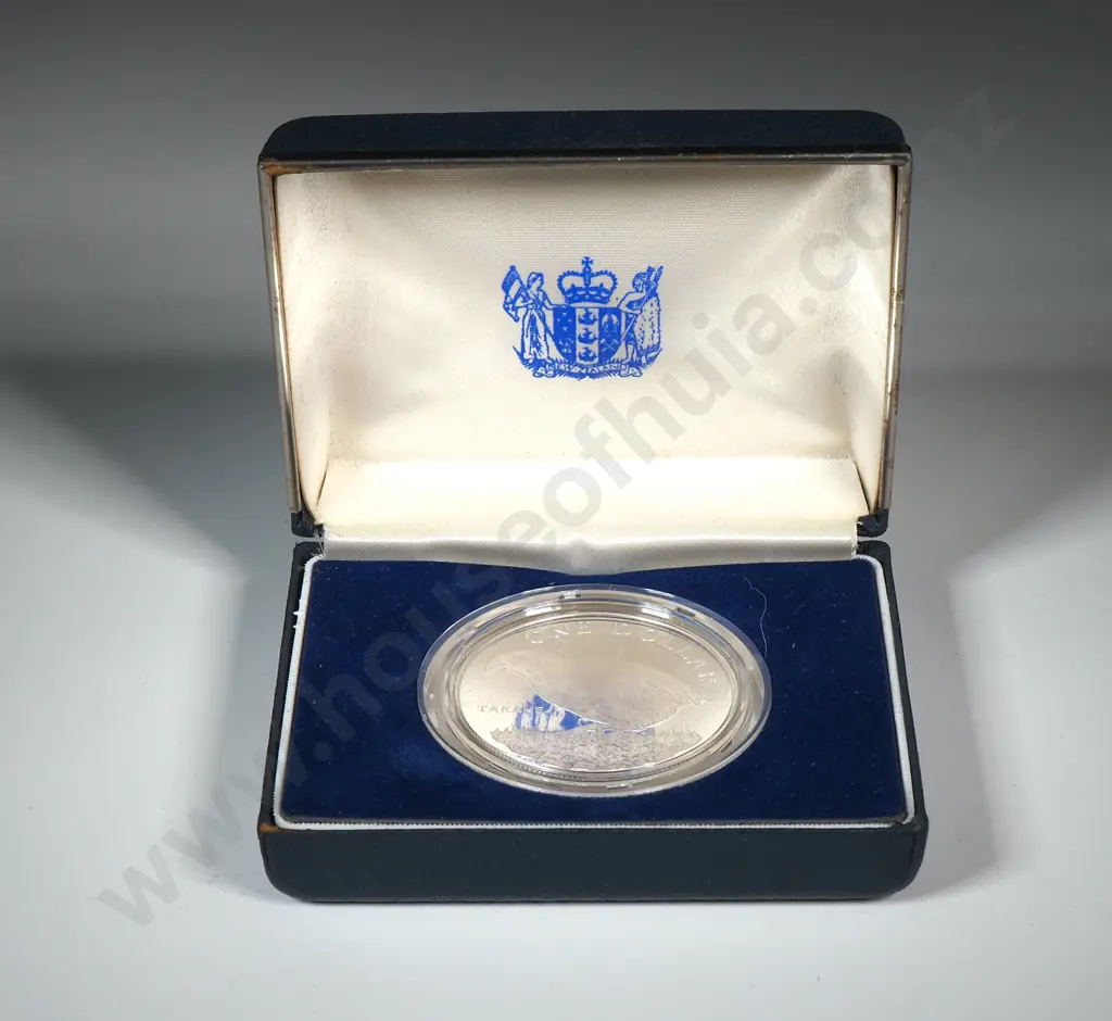 New Zealand Proof Silver One Dollar Coin  Image 1++
