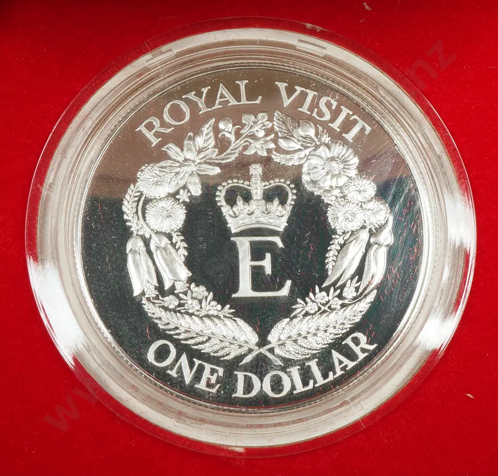 New Zealand Proof Silver  Dollar Coin	 Image 1++
