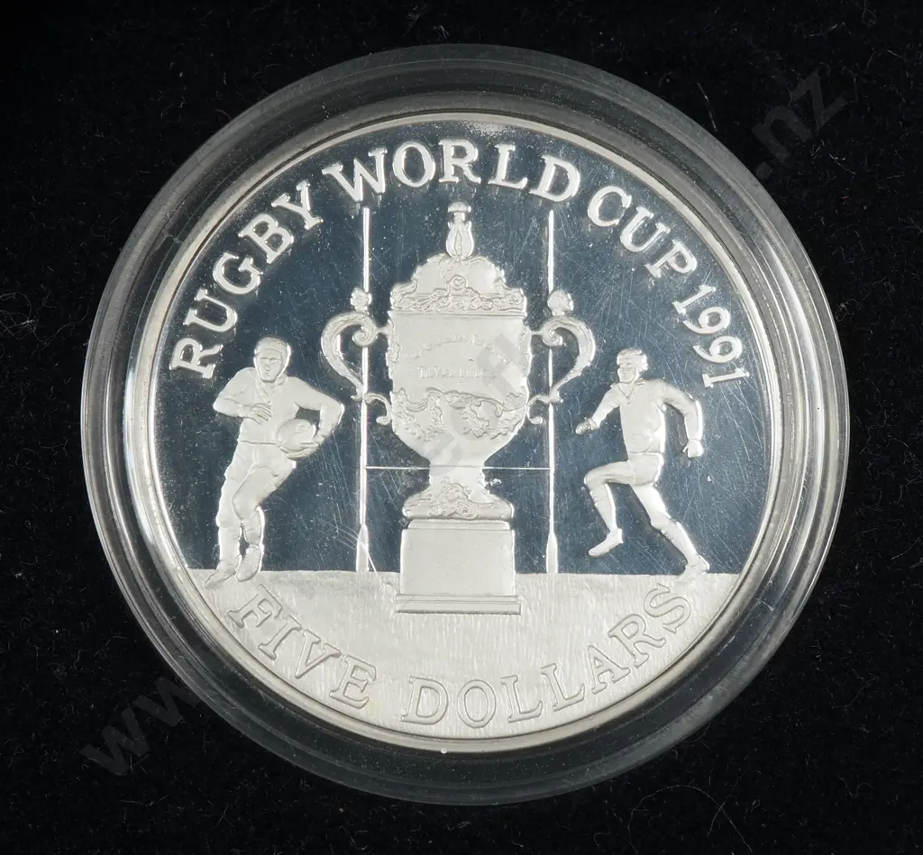 New Zealand Proof Silver Five Dollar Coin  Image 1++