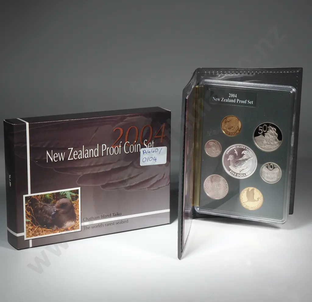 2004 New Zealand Currency Coin Set  Image 1++