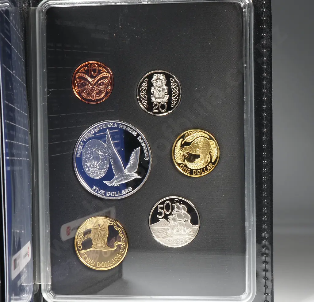 2012 New Zealand Fairy Tern Proof Silver Coin Set - One Ounce Silver Coin Image 1++