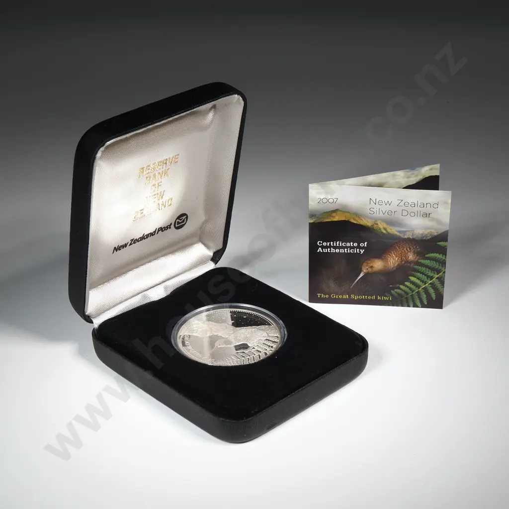 2007 New Zealand Silver One Ounce Proof Coin  Image 1++