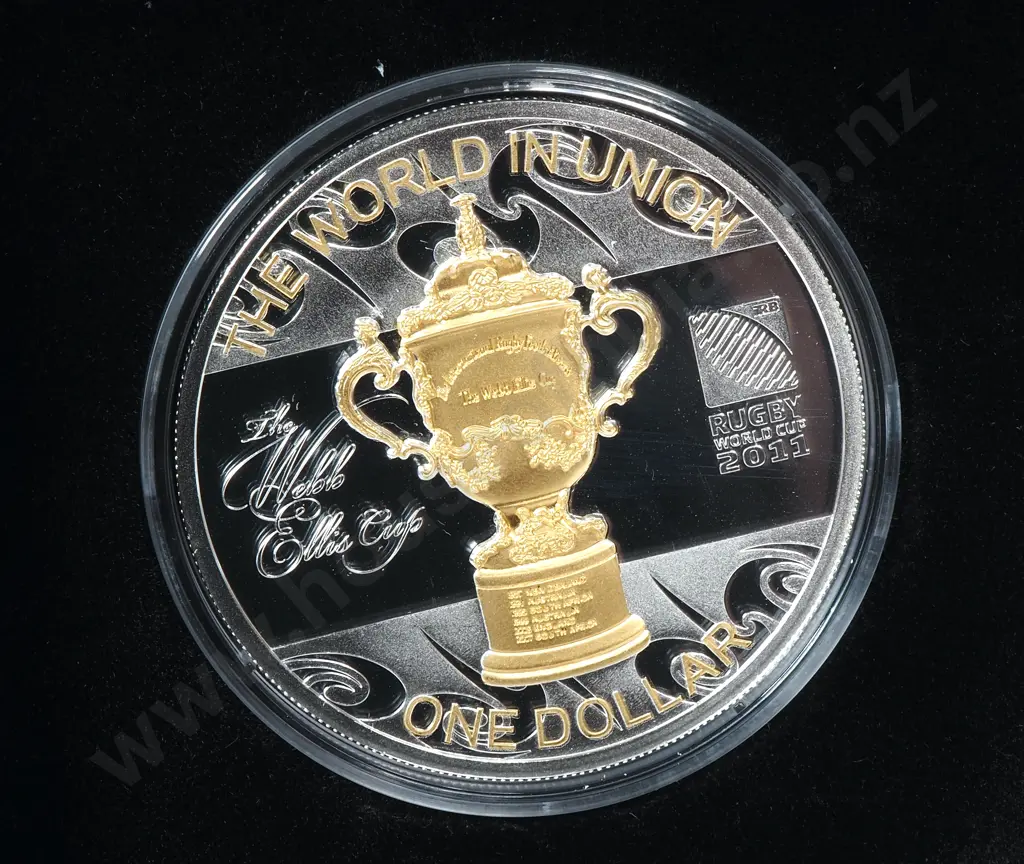 2011 New Zealand Webb Ellis Cup Coin Once Ounce Silver With Gold Gilding  Image 1++
