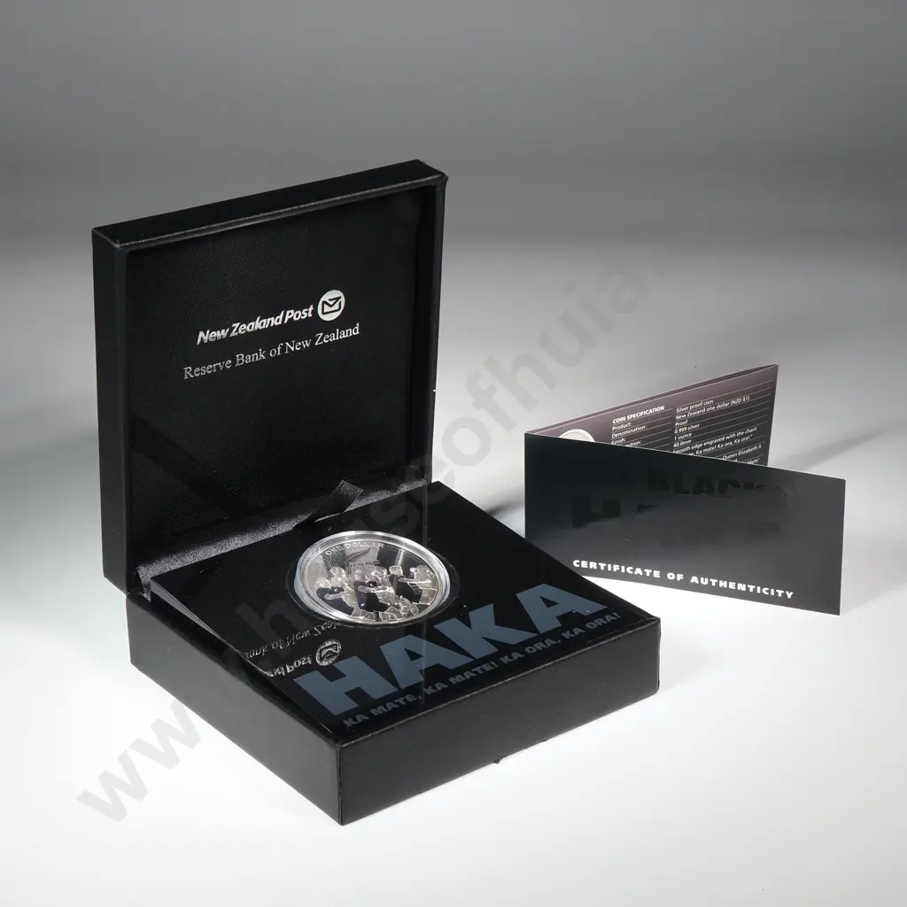 2011 Haka One Ounce Silver Proof Coin  Image 1++