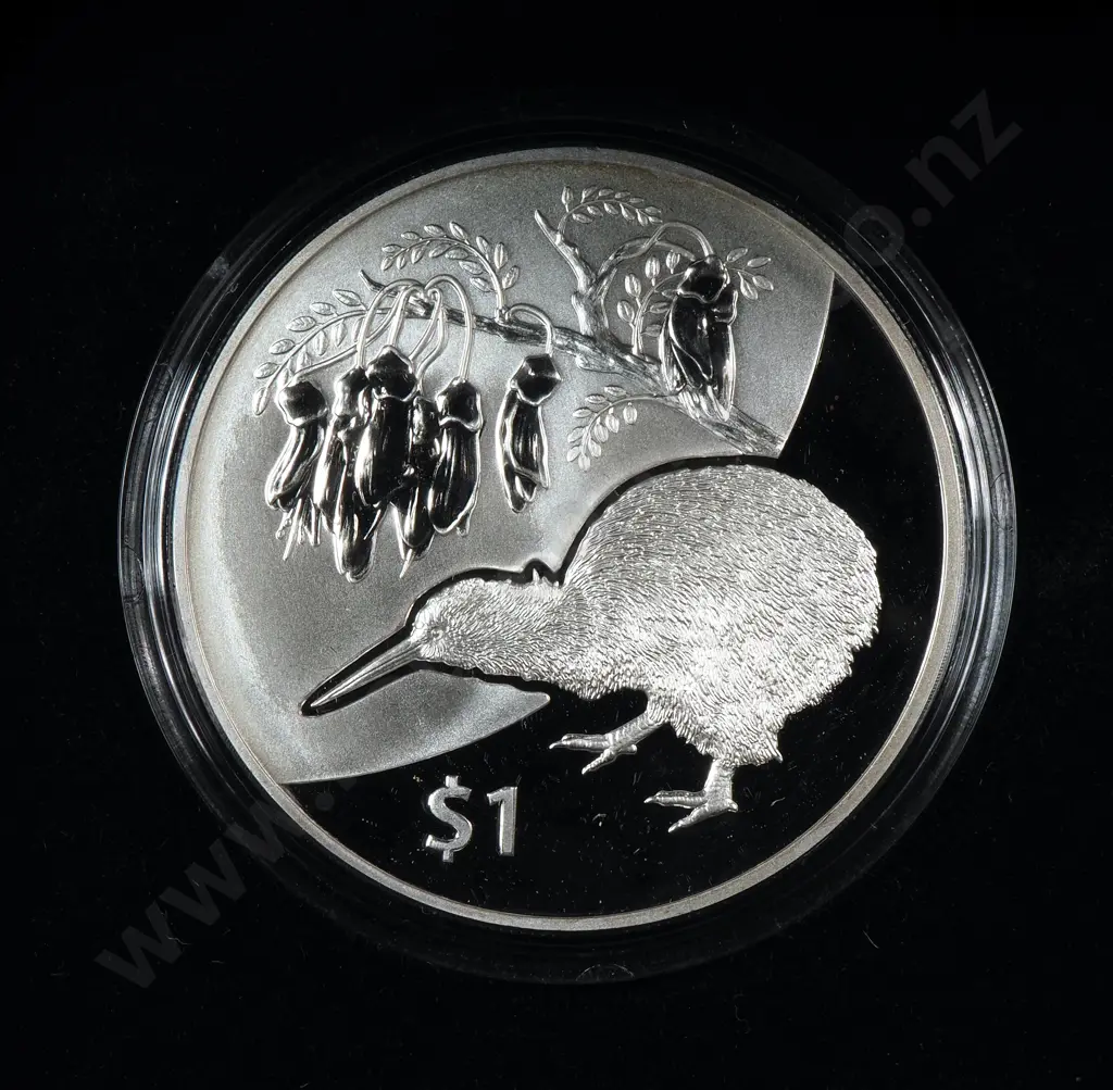 2012 Kowhai One Ounce Silver Proof Coin  Image 1++