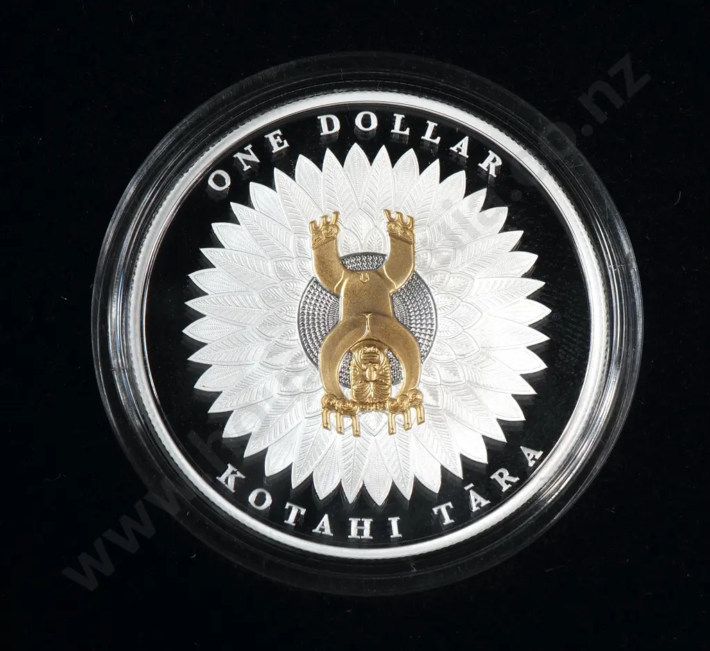 2014 New Zealand One Ounce Silver Proof Coin CV $225 Image 1++