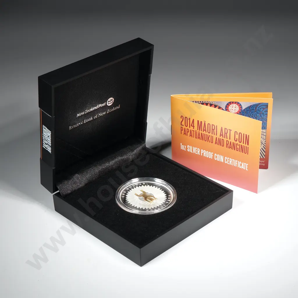 2014 New Zealand One Ounce Silver Proof Coin CV $225 Image 1++