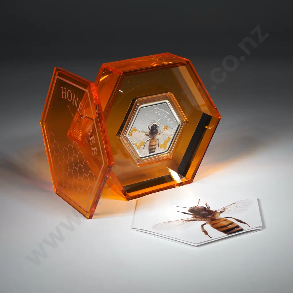 2016 Honey Bee One Ounce Silver Proof Coin CV $600 Image 1++